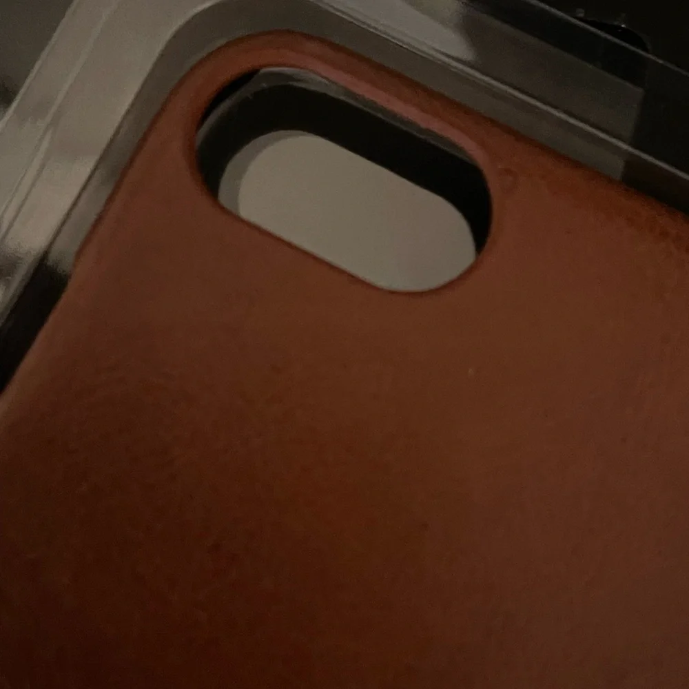 NWT- iPhone case 6/7